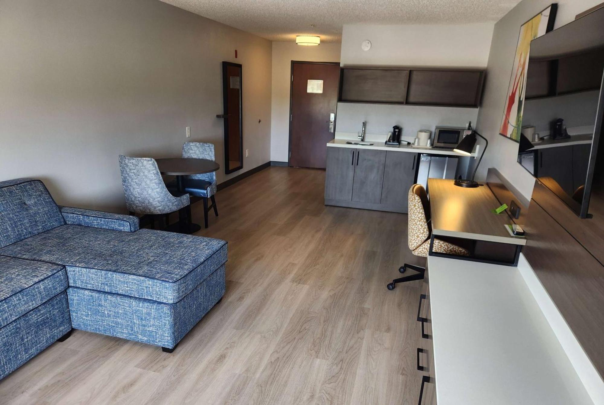 Отель La Quinta By Wyndham Warner Robins - Robins Afb Экстерьер фото